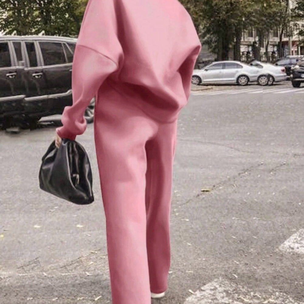 29. Women's Pink Sweatpants - Picture 2 of 7